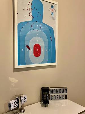 Been 4 years but finally framed our target from battlefieldvegas full details on my blog themondaycorner.co.uk #lasvegas #vegas #battlefieldvegas #battlefieldlasvegas #target #poster #framed #art #targetposter #gunrange #shoot #souvenir #holiday #vacation #holidaysouvenir #vacationsouvenir #vegas...